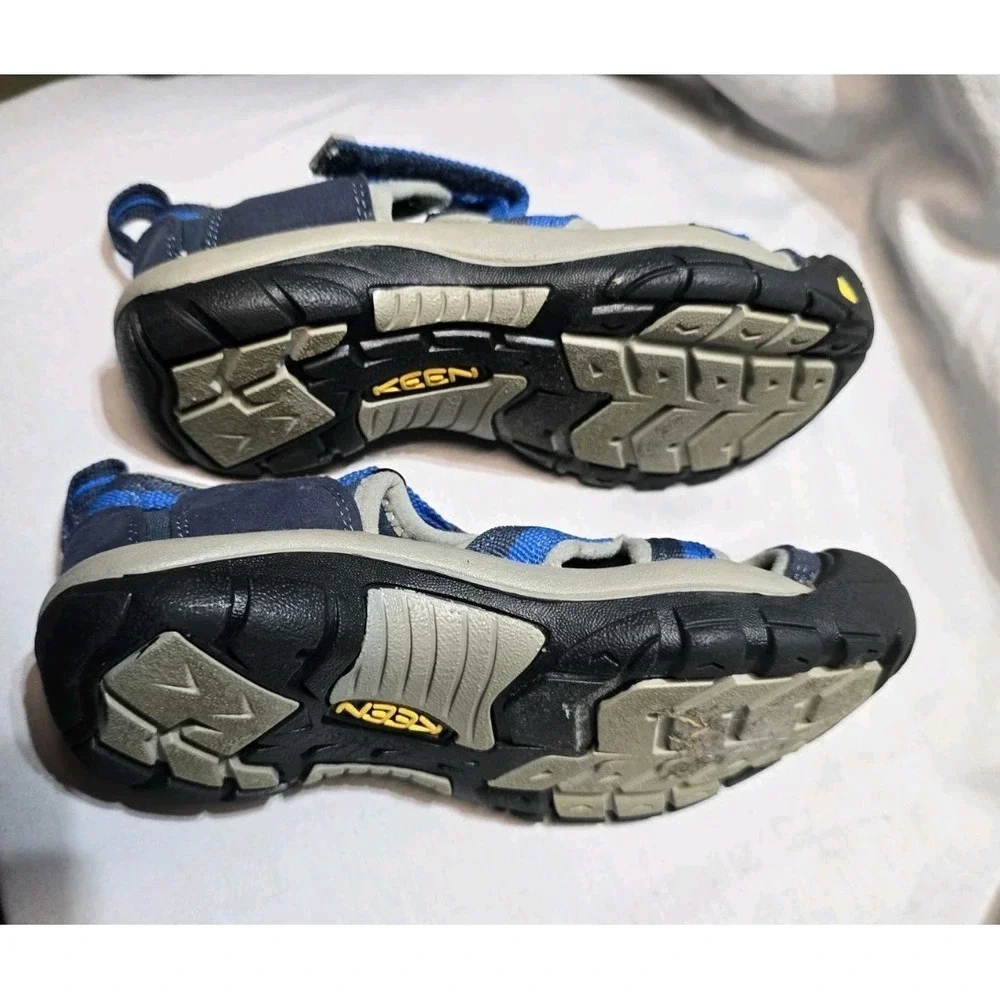 Keen Sandals Kids 2 Youth Venice H2 Fisherman Hiking Water Shoes Navy Blue